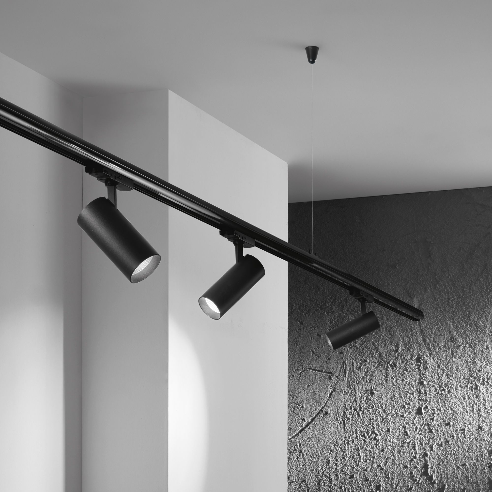 Spot LED Plane pour Rail Triphasé en aluminium noir 30W 3600 Lumen 4000K (lumière naturelle) – Image 3