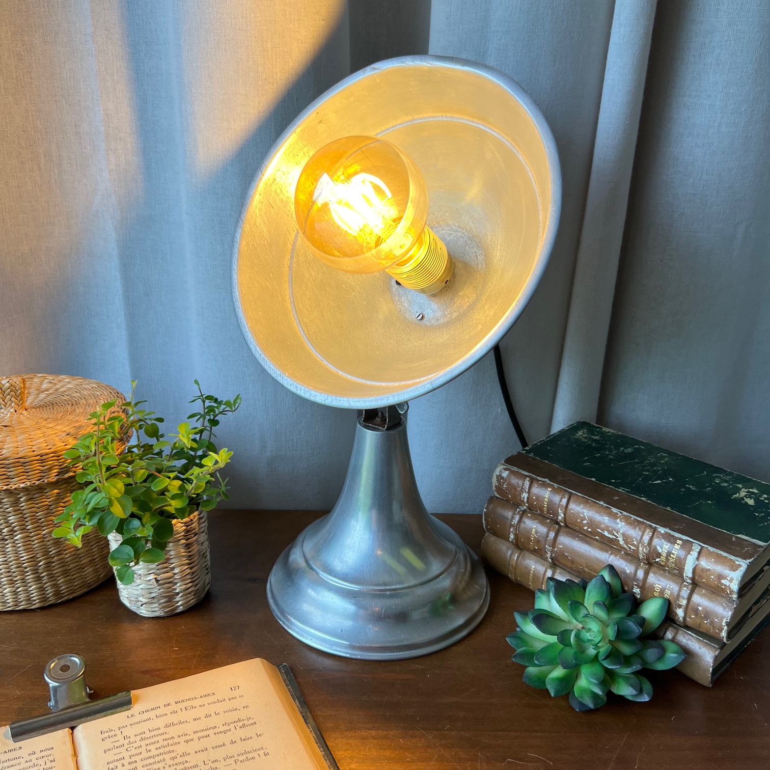 (création) Ancienne lampe chauffante restaurée